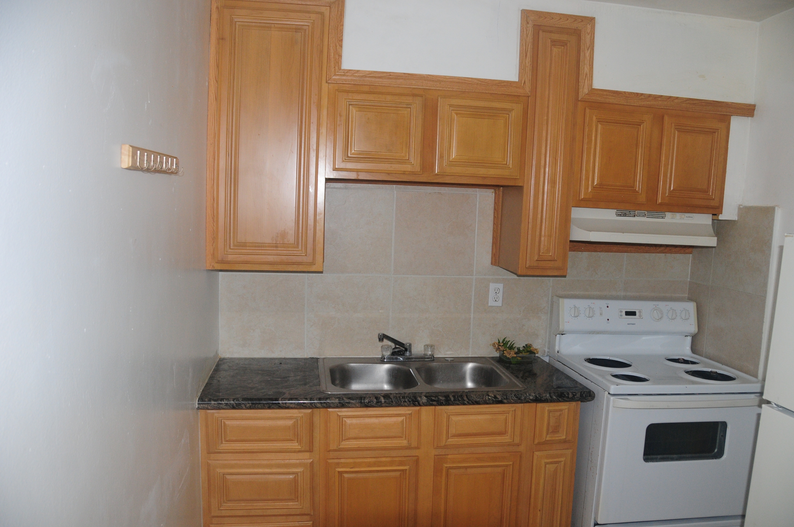 033-035-1220-1222 NE 110th Ter Unit B